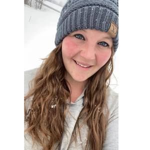 Meet your Posher, Casey